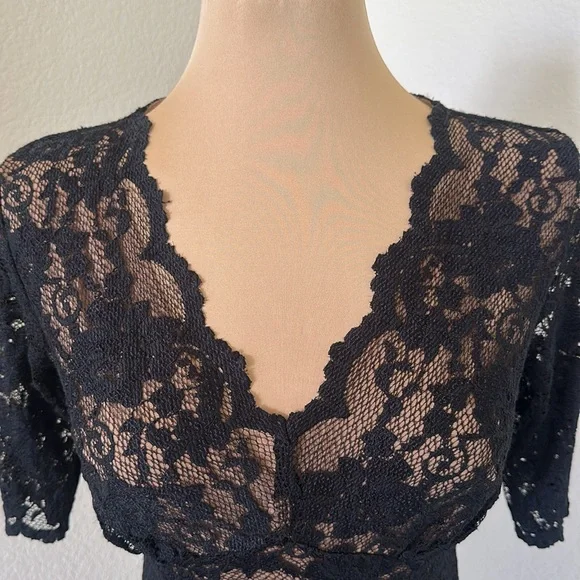 NWOT Cabi Black Lace Dress size M fully lined - Picture 11 of 14